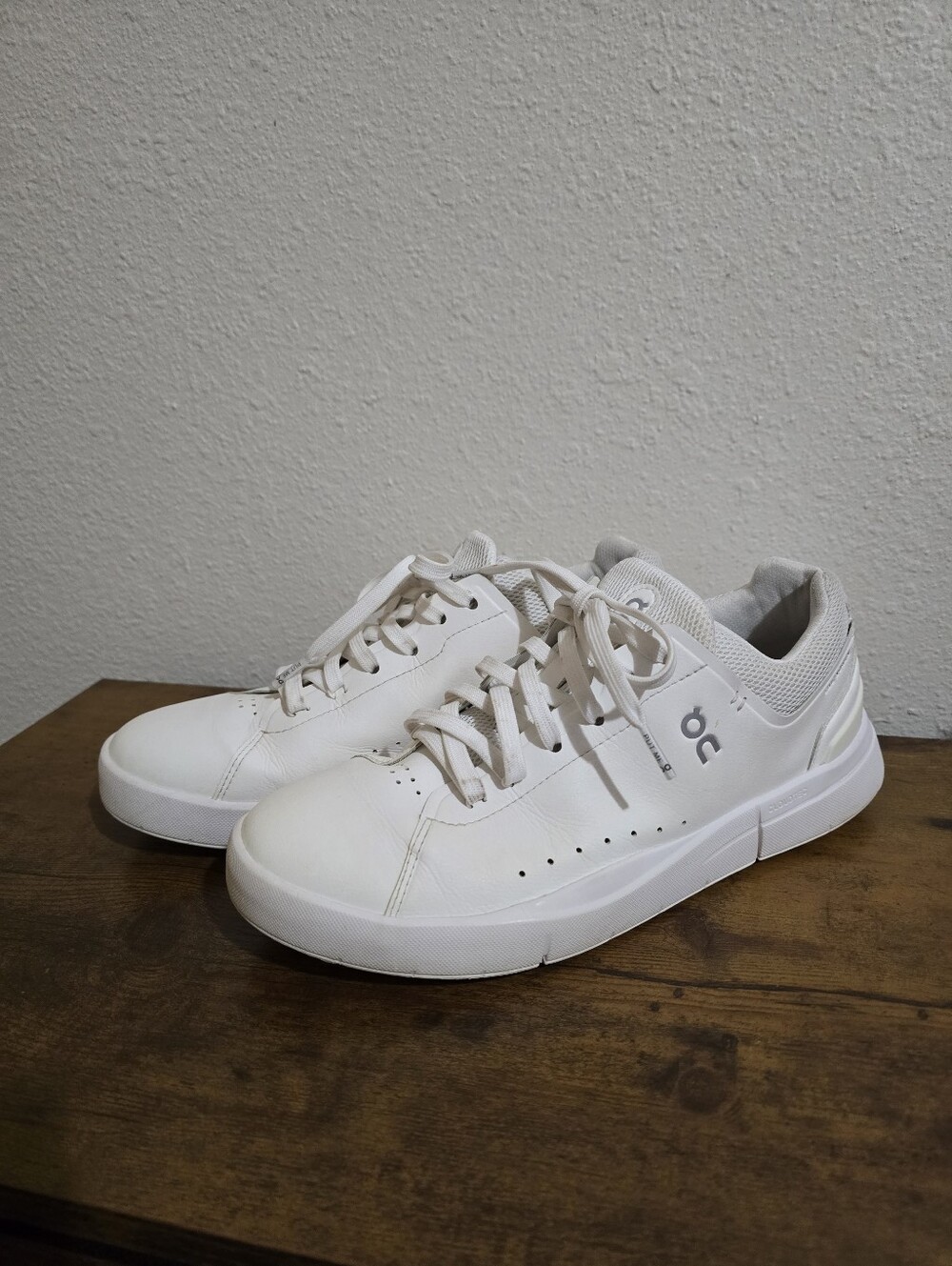 On Cloud  Running Women's All-White Low-Top Sneakers